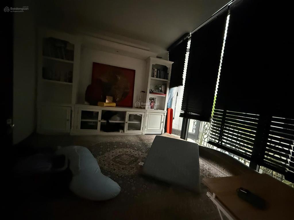 34 tỷ! bt song lập hoàn thiện full đồ đẹp! 150m2 ngay sát hồ và quảng trường biển  vhop1