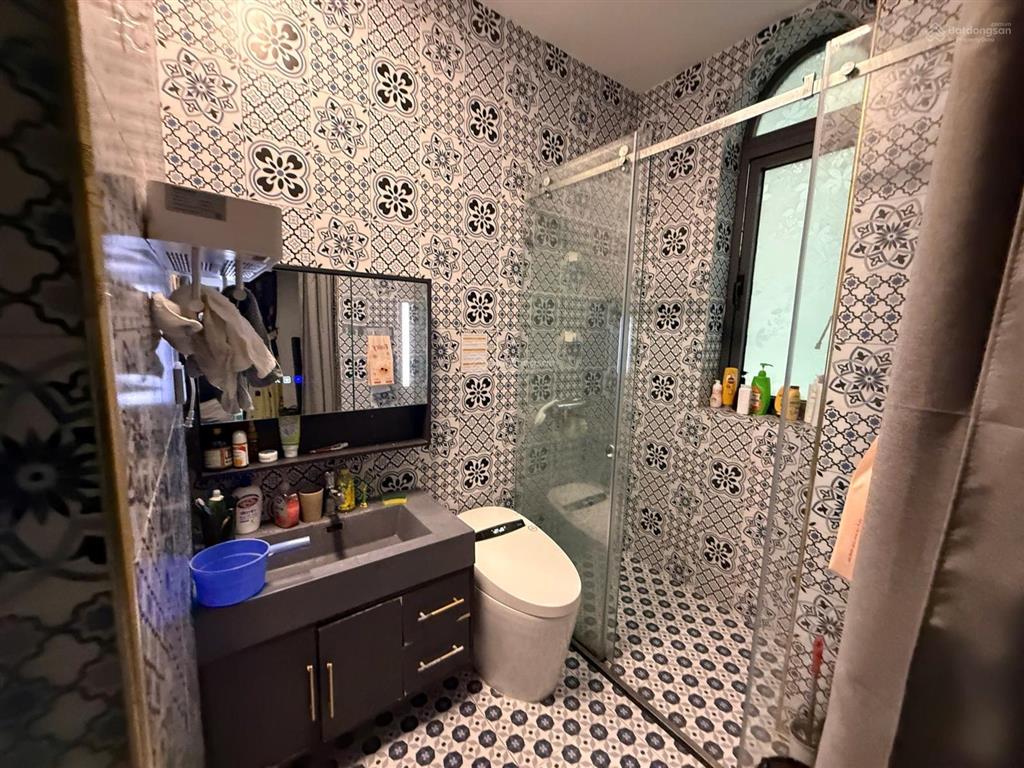 34 tỷ! bt song lập hoàn thiện full đồ đẹp! 150m2 ngay sát hồ và quảng trường biển  vhop1