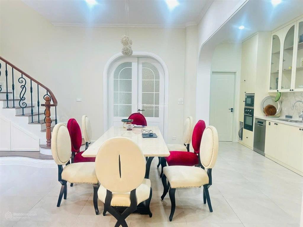 Bán gấp 26 tỷ! bt song lập 150m2 full đồ đẹp 5pn giá sập sàn tại vinhomes ocean park 1