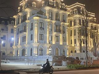 Mở bán biệt thự noble palace tây hồ 300m, view mặt nước lõi công viên 65ha