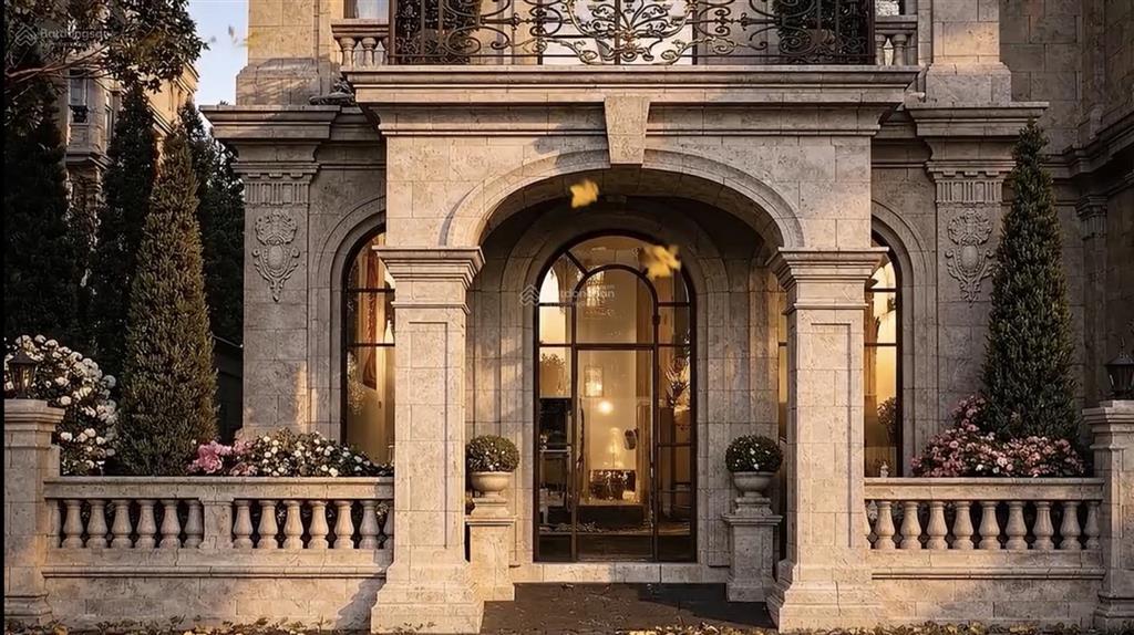 Mở bán biệt thự noble palace tây hồ 300m2, view mặt nước lõi công viên 65ha