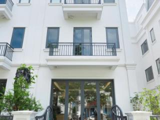 Liền kề 25 hướng đông đường 13,5m giá hấp dẫn