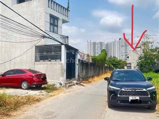 Bán nhà Hướng Nam mát mẻ, đường 5m, sân vườn, nội thất gỗ căm xe xịn