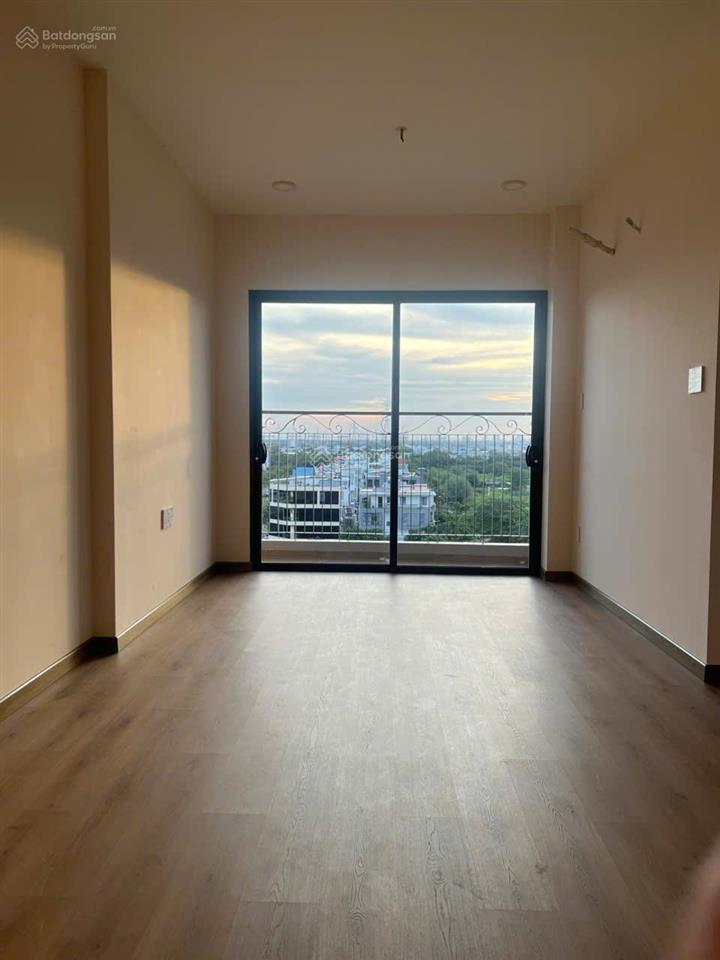 Cho thuê ch viva plaza, 2pn, 2wc, có ít nội thất giá 9tr. hà 0917 987 ***