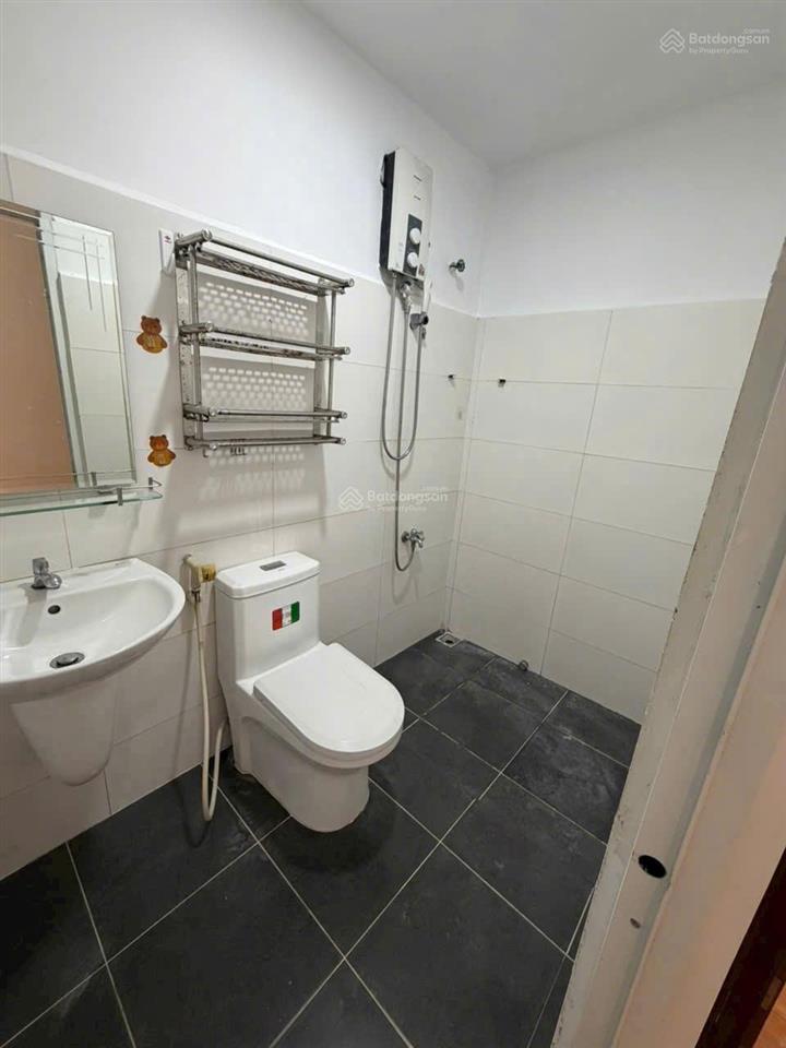 Cho thuê ch belleza, q7. dt 70m2, 2pn, 2wc giá 8.5tr. có ít nội thất. hà 0917 987 ***