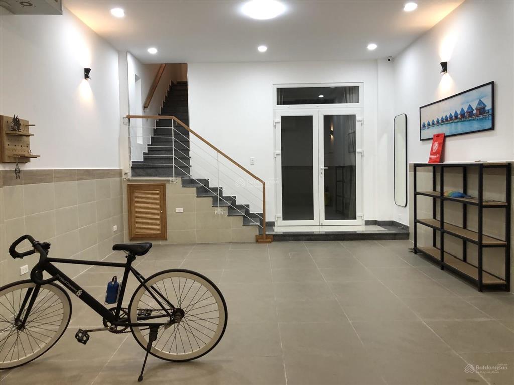 Cho thuê ch dịch vụ liền kề cc era đức khải. full nt giá 6,5tr, ở ngay
