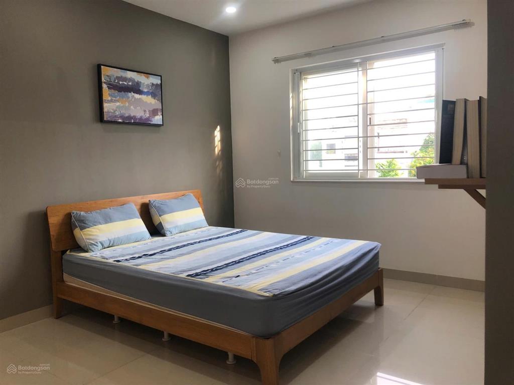 Cho thuê ch dịch vụ liền kề cc era đức khải. full nt giá 6,5tr, ở ngay