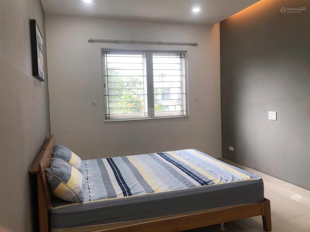 Cho thuê ch dịch vụ liền kề cc era đức khải. full nt giá 6,5tr, ở ngay