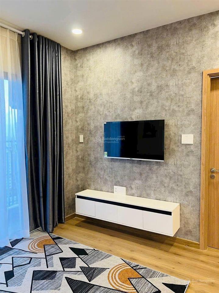 Hàng hiếm! bán ch viva plaza, 3pn, 2wc căn góc giá 4.95 tỷ, có nội thất. hà 0917 987 ***
