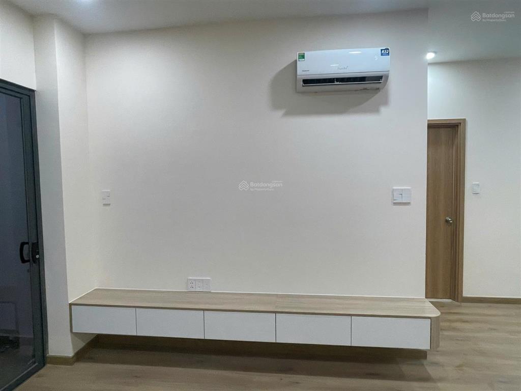 Cho thuê ch viva plaza, 1pn có nội thất, nhà mới giá 10tr.  hà 0917 987 ***