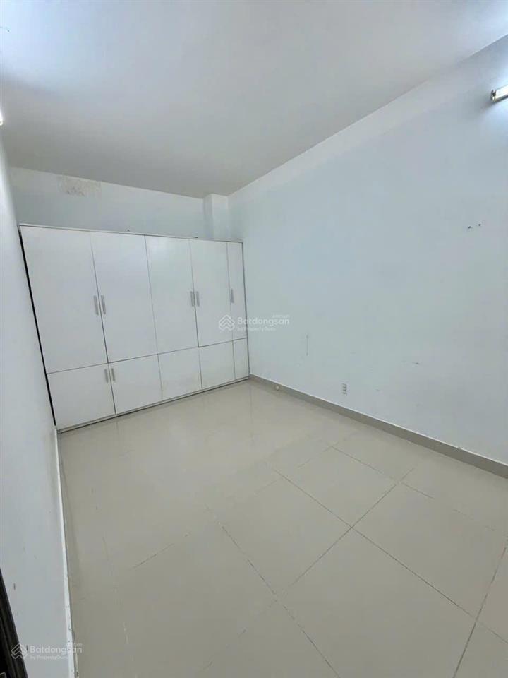Cho thuê ch belleza, 2pn, 1wc nhà trống giá 7,5tr, nhà mới, 1/9 vô ở. hà 0917 987 ***