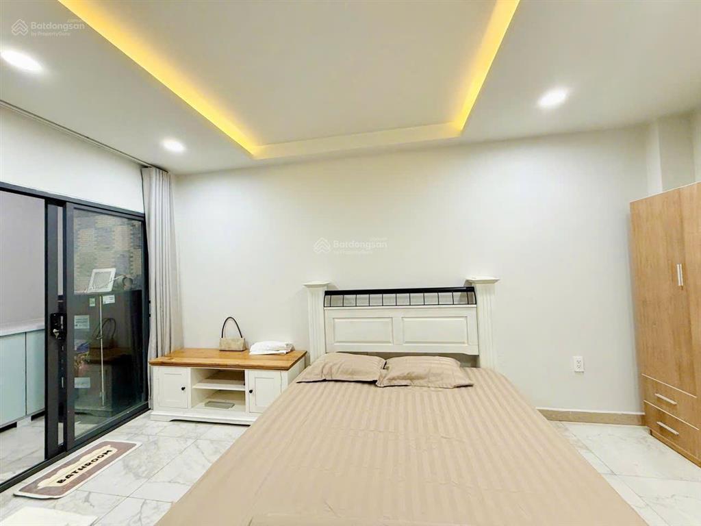 Cho thuê chdv kế bên cc era ton và belleza, giá chỉ 5,8tr/tháng. đầy đủ nội thất