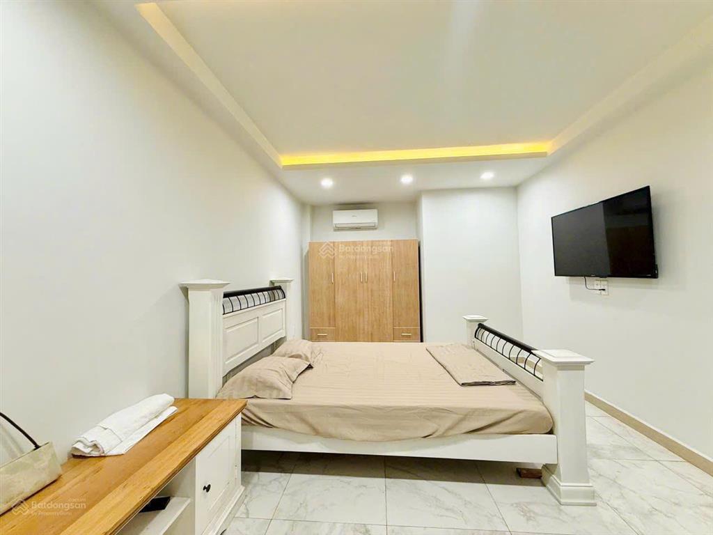 Cho thuê chdv kế bên cc era ton và belleza, giá chỉ 5,8tr/tháng. đầy đủ nội thất