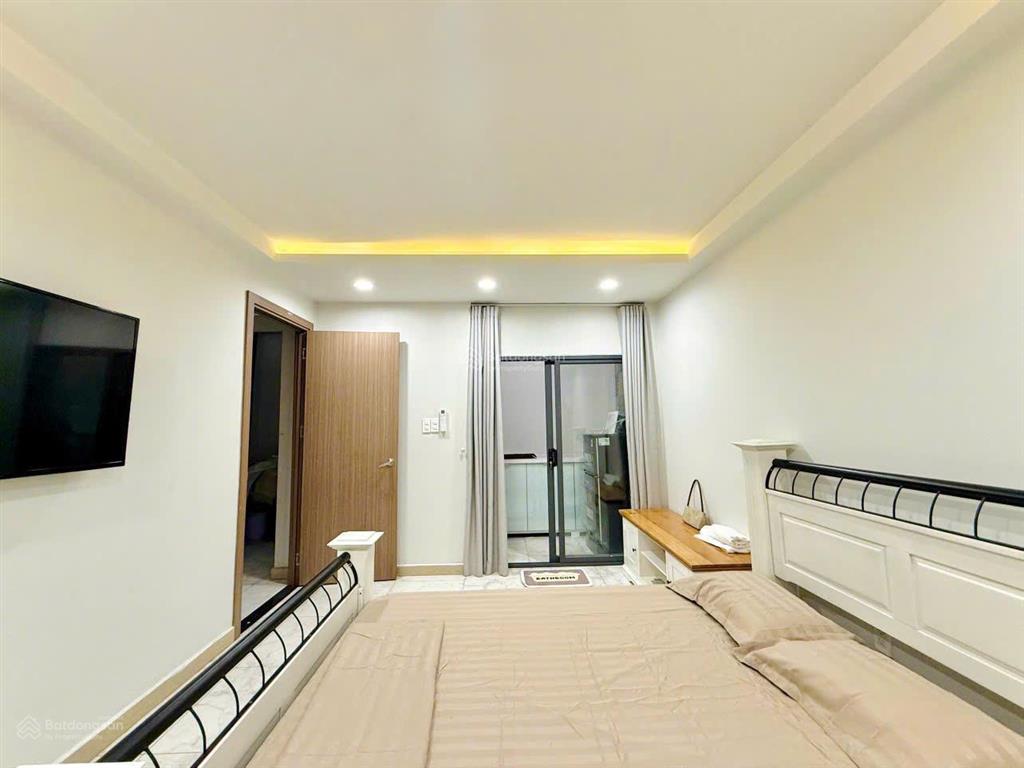 Cho thuê chdv kế bên cc era ton và belleza, giá chỉ 5,8tr/tháng. đầy đủ nội thất