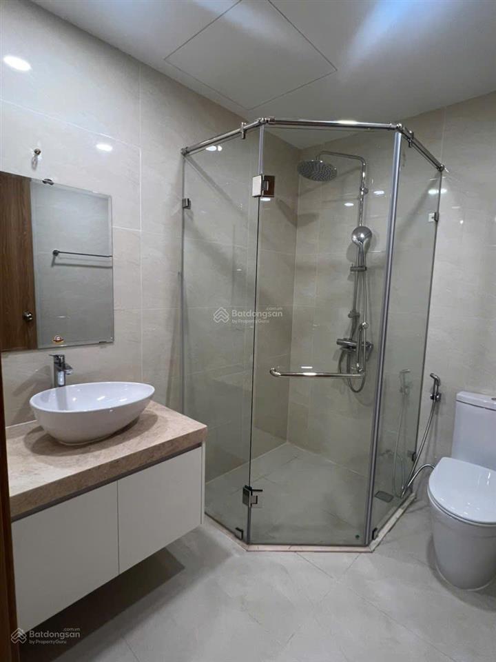 Cho thuê ch viva plaza, q7 dt 72m2, 2pn, 2wc nhà có sẵn nội thất giá 10tr.  hà 0917 987 ***