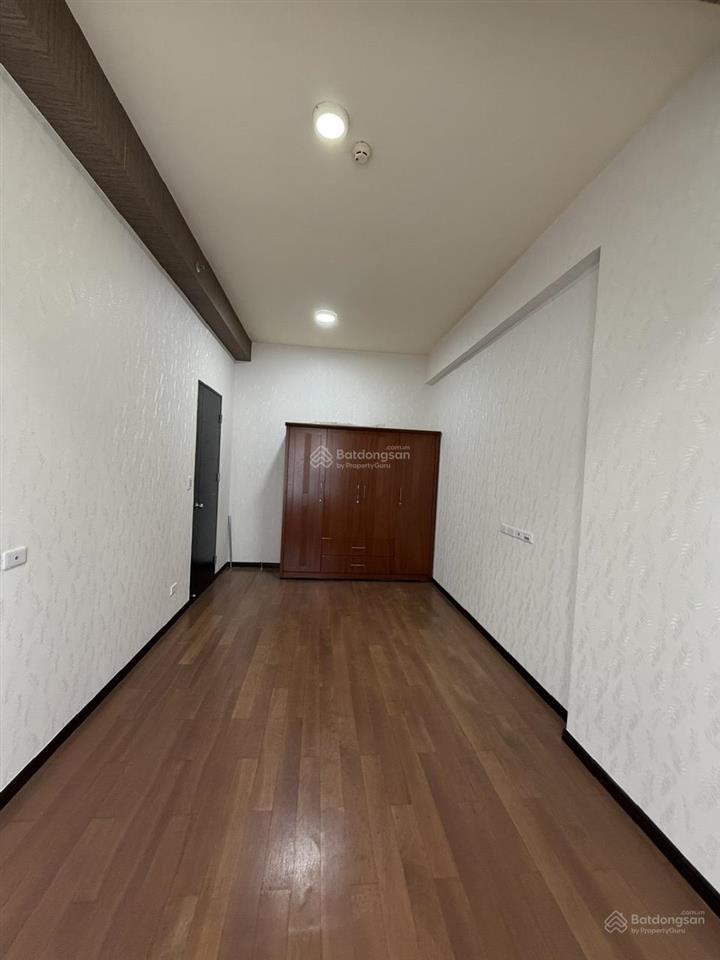 Cần bán ch docklands, q7. 73m2, 2pn, 1wc giá 5 tỷ, nhà mới đẹp.  hà 0917 987 ***