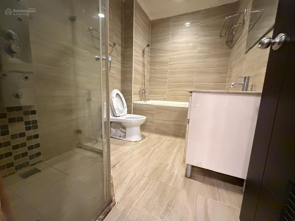 Cần bán ch docklands, q7. 73m2, 2pn, 1wc giá 5 tỷ, nhà mới đẹp.  hà 0917 987 ***