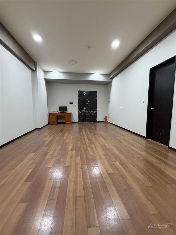 Cần bán ch docklands, q7. 73m2, 2pn, 1wc giá 5 tỷ, nhà mới đẹp.  hà 0917 987 ***