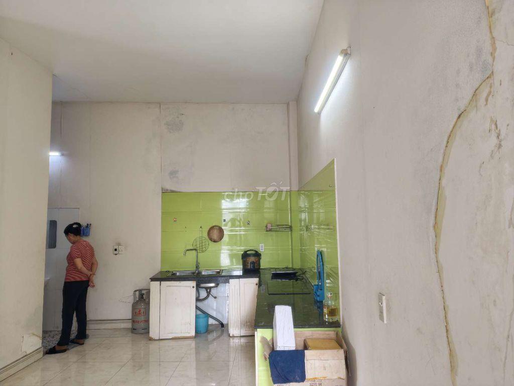 Bán Nhà Nguyên Căn.hẻm xe hơi 