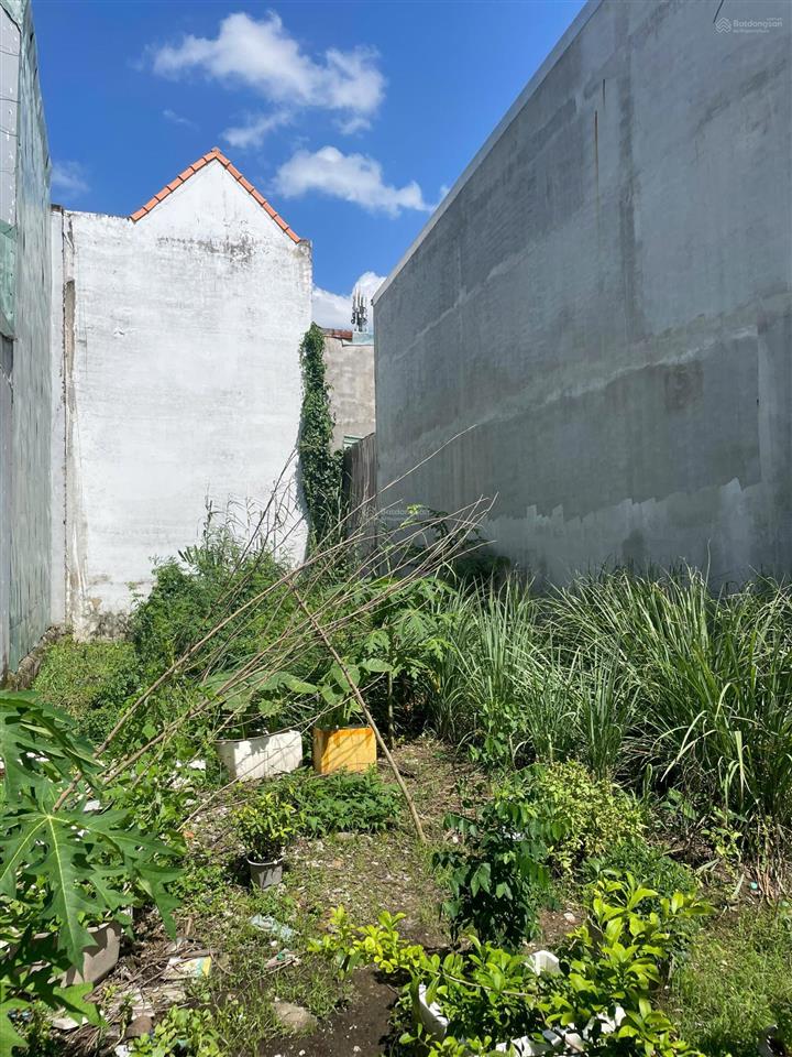 Bán gấp 100m2(5,8 x 19) đất thổ cư nhà bè, tiếp giáp cảng và kcn hiệp phước, xd tự do giá 2,8 tỷ