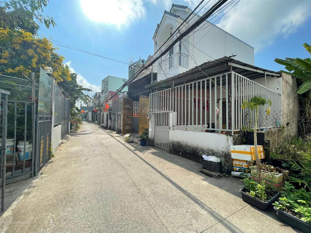 57m2 đất sổ hồng riêng, hỗ trợ nh 70%, xây tự do, hẻm xe hơi, khu hiện hữu, giá 2,720 tỷ t