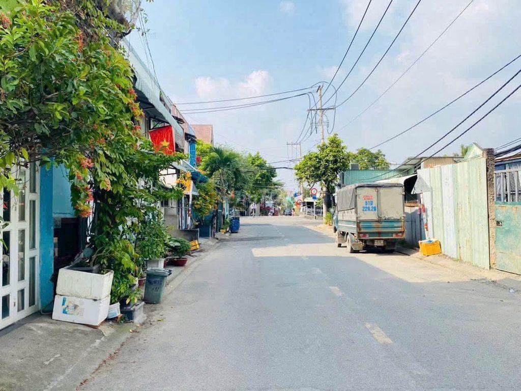 Nhà mặt tiền thạnh Lộc 41 Q12 thuận tiện kinh doanh buôn bán