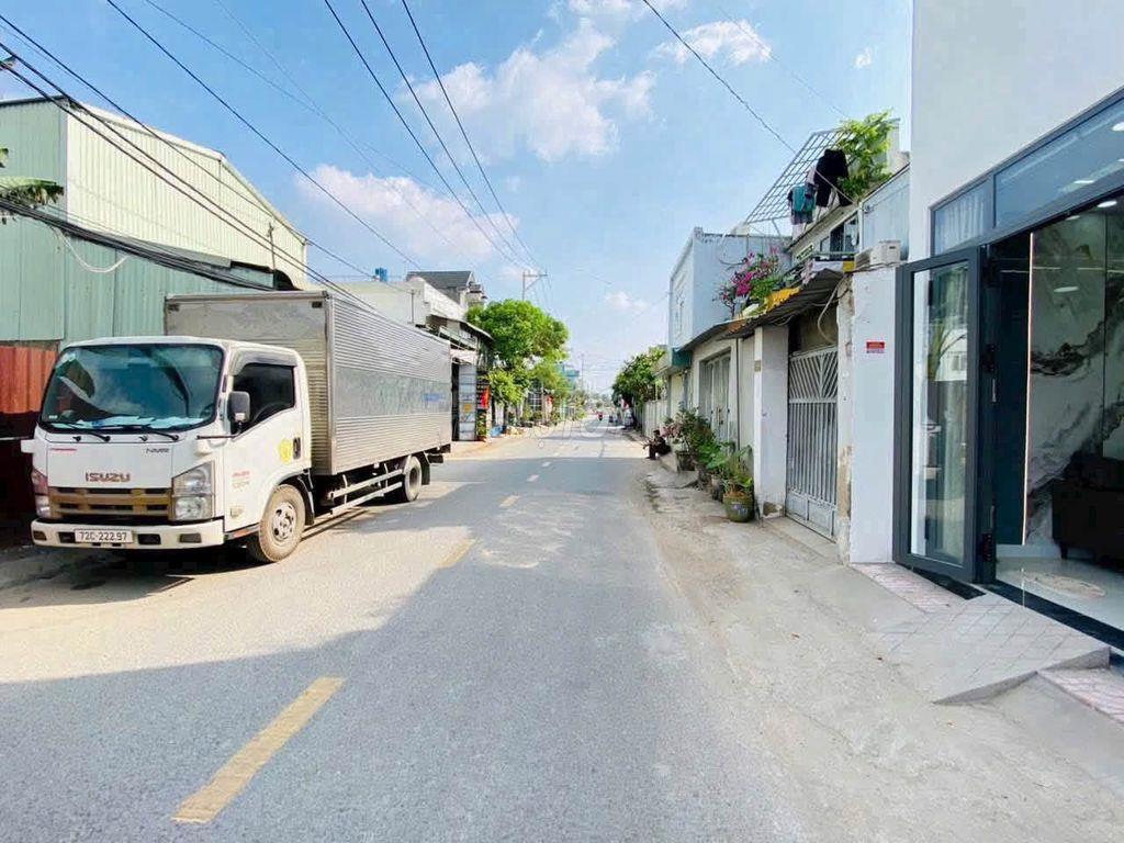 Nhà mặt tiền thạnh Lộc 41 Q12 thuận tiện kinh doanh buôn bán