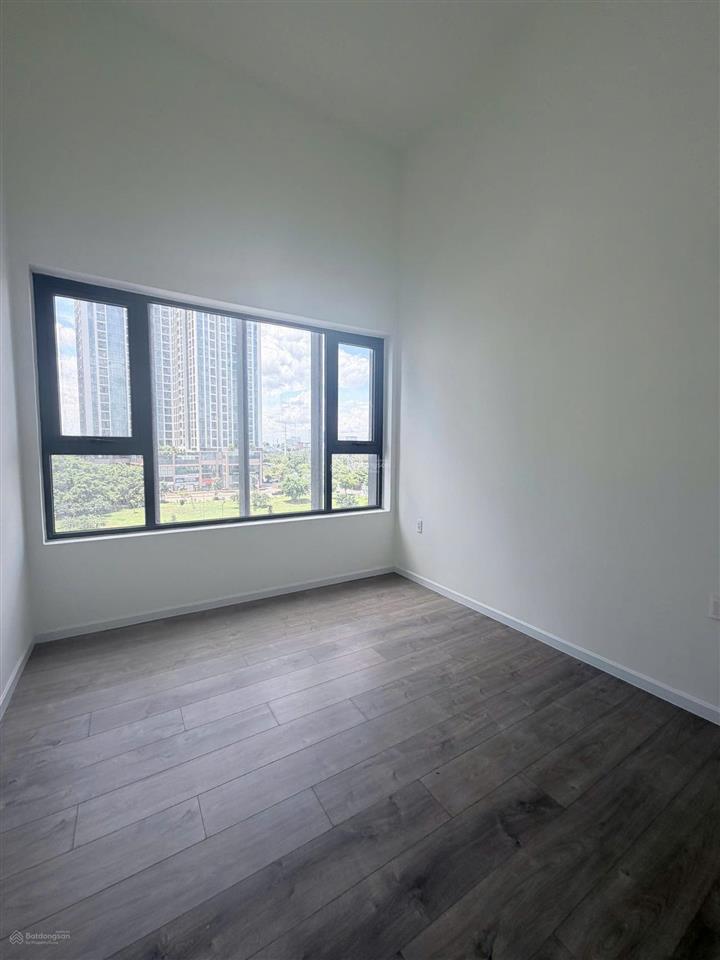Giỏ hàng mua trực tiếp cđt, căn hộ office vuông vức 45 m2, trần cao 4,5 m, giá 3,2 tỷ