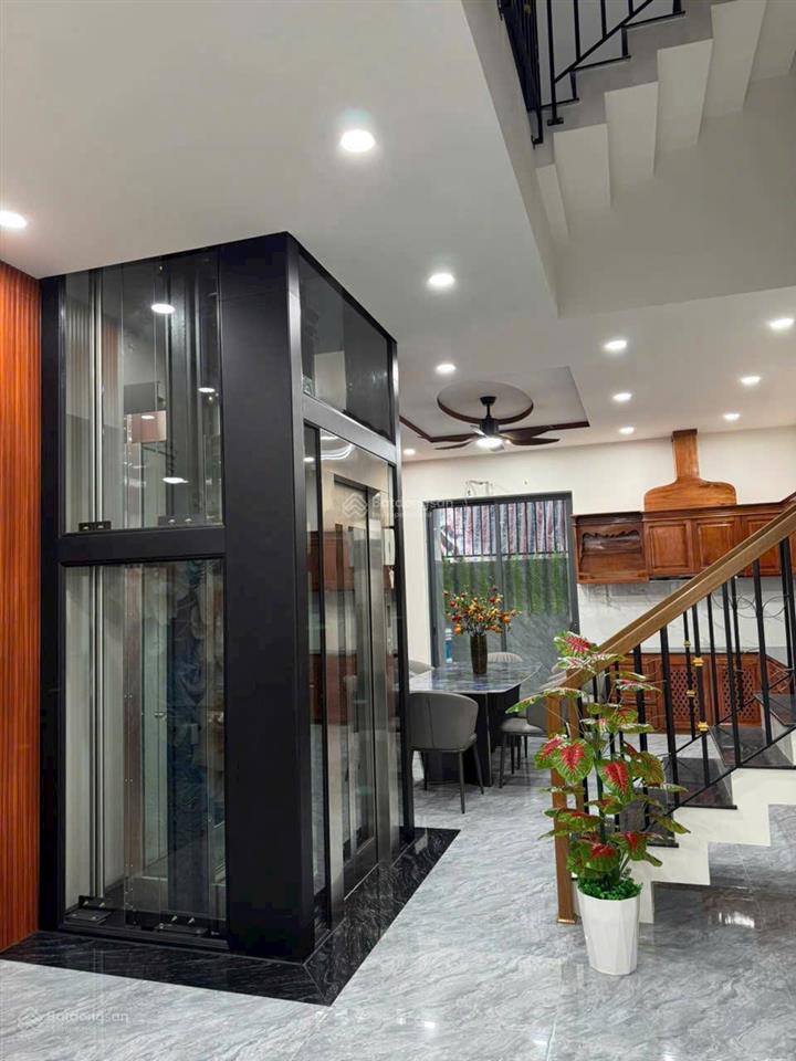 Bán nhà mặt tiền đường 2b khu đô thị hà quang 2, nhà có thang máy, để lại full nội thất như hình