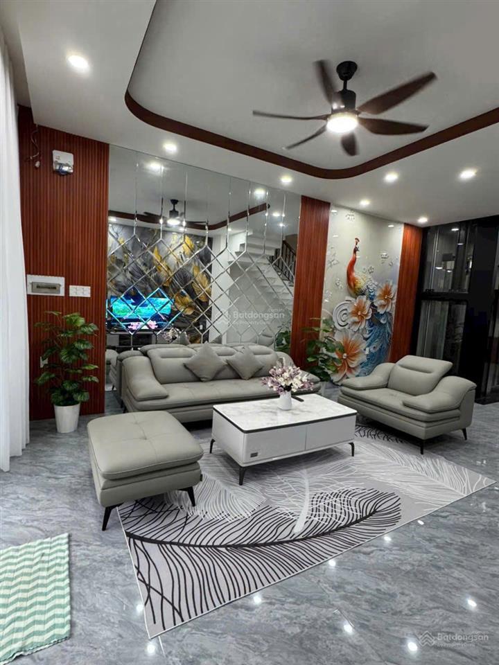 Bán nhà mặt tiền đường 2b khu đô thị hà quang 2, nhà có thang máy, để lại full nội thất như hình