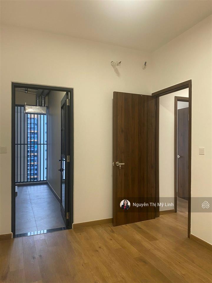 Cần bán căn hộ mp678 (2pn 1wc) giá chỉ 3,7 tỷ view quận 1, sổ hồng riêng.  linh 0933 868 ***