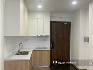 Cần bán căn hộ mp678 (2pn 1wc) giá chỉ 3,7 tỷ view quận 1, sổ hồng riêng.  linh 0933 868 ***