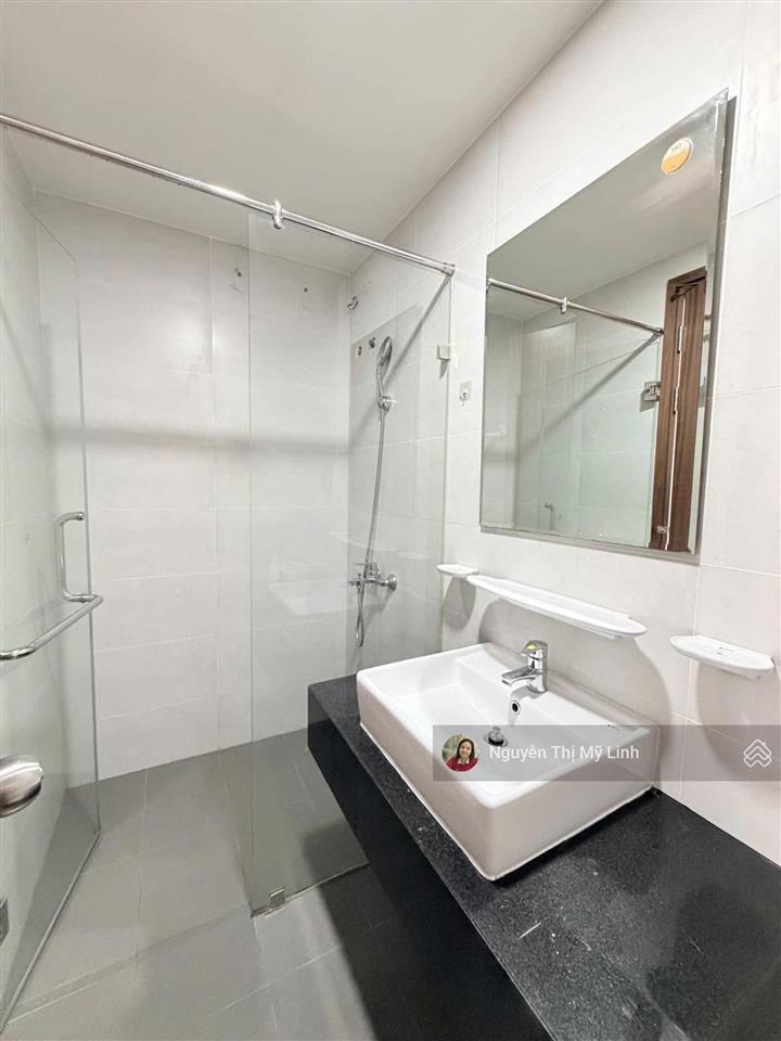 Cần cho thuê căn hộ mizuki park 2pn, 2wc có nội thất giá 11tr/tháng.  linh 0933 868 ***