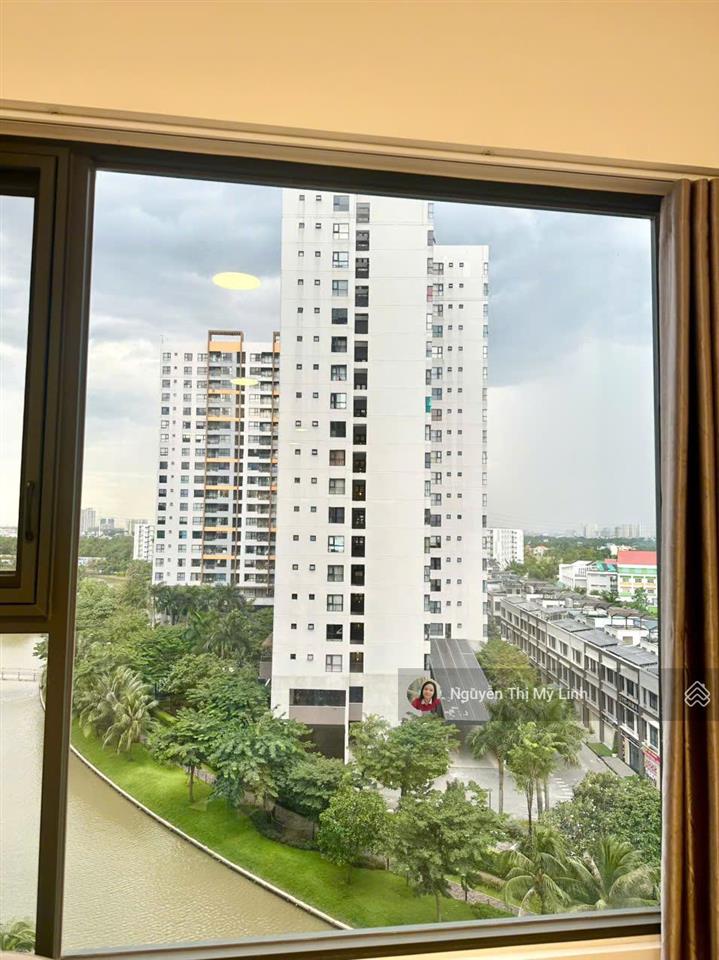 Cần cho thuê căn hộ mizuki park 2pn, 1wc giá 10,5 tr/tháng full nội thất.  linh 0933 868 ***