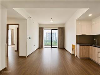 Cần cho thuê căn góc panorama 85m2 (2pn, 2wc) giá 12tr/tháng có máy lạnh, ở liền.  0933 868 ***