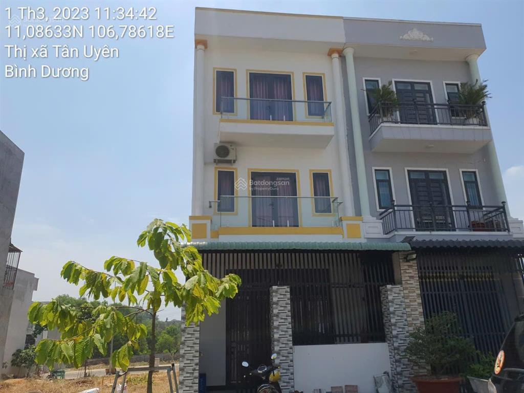 Cho thuê nhà nguyên căn, 1 trệt 2 lầu, đường rộng 12m dt 180m2  9 triệu/tháng