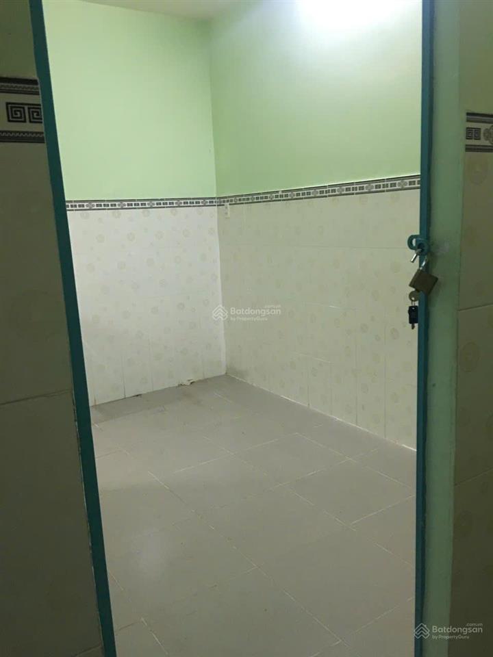 Phòng thông thoáng, có máy lạnh, phòng trống đường 3/2, quận 10, đối diện chùa