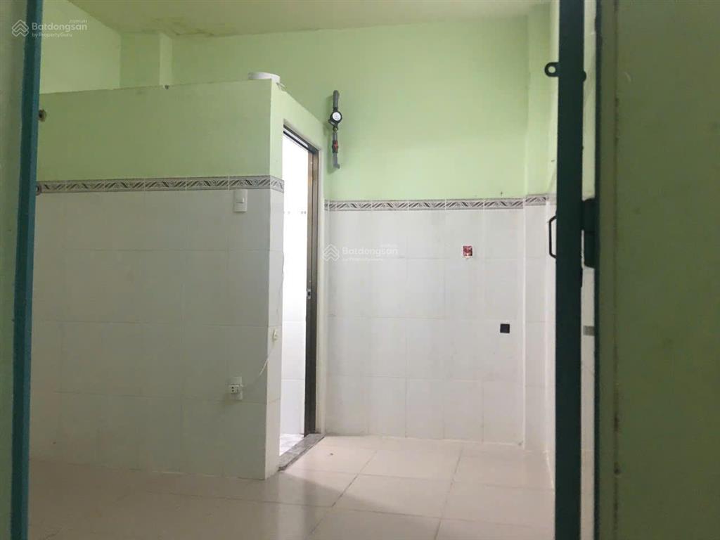 Phòng trọ quận 8 gần cầu chữ y, toilet riêng, có chỗ để xe miễn phí