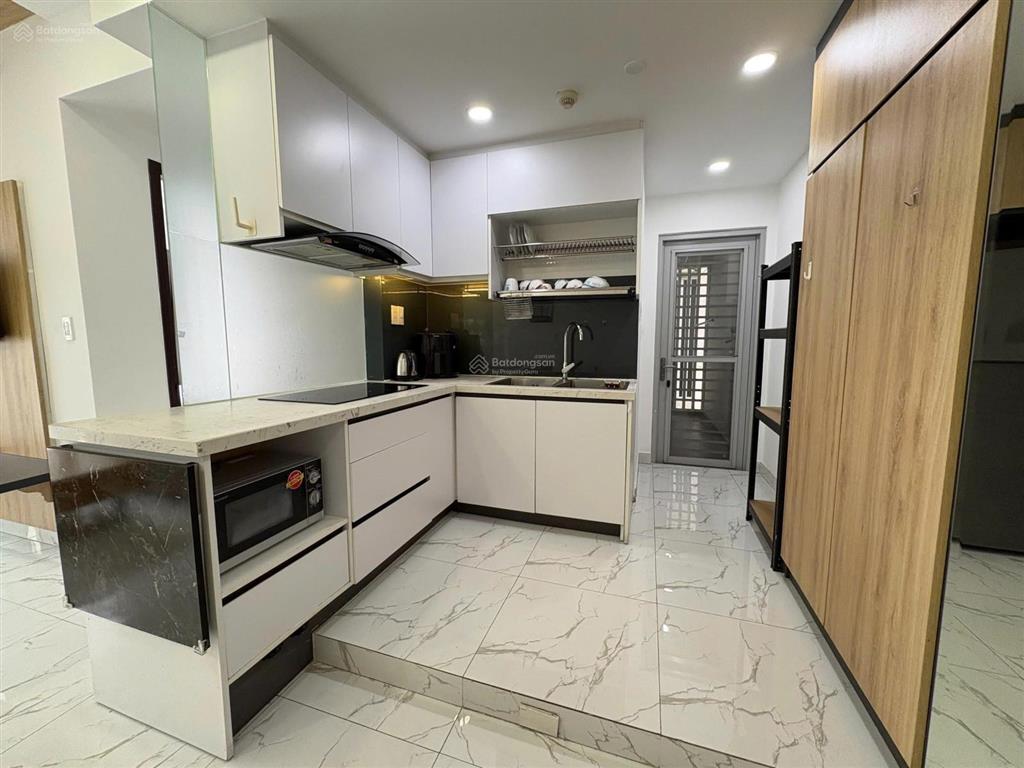 Chính chủ cho thuê scenic valley 1, 77m2, 2pn, 2wc giá 15 triệu  0914 860 ***