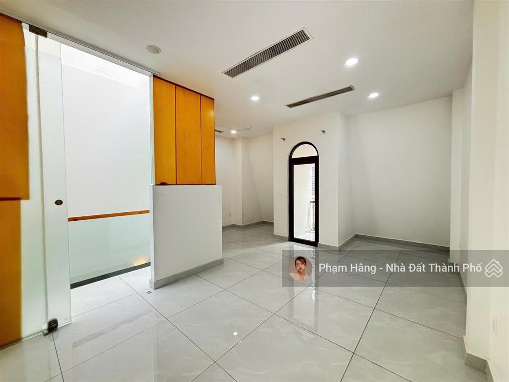 Bán nhà phố golden masion 28,5 tỷ gần sân bay