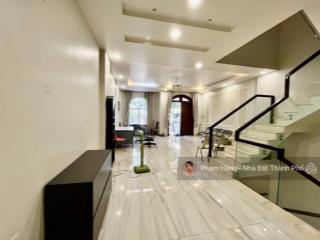 Cho thuê nhà nguyên căn cityland 126m2