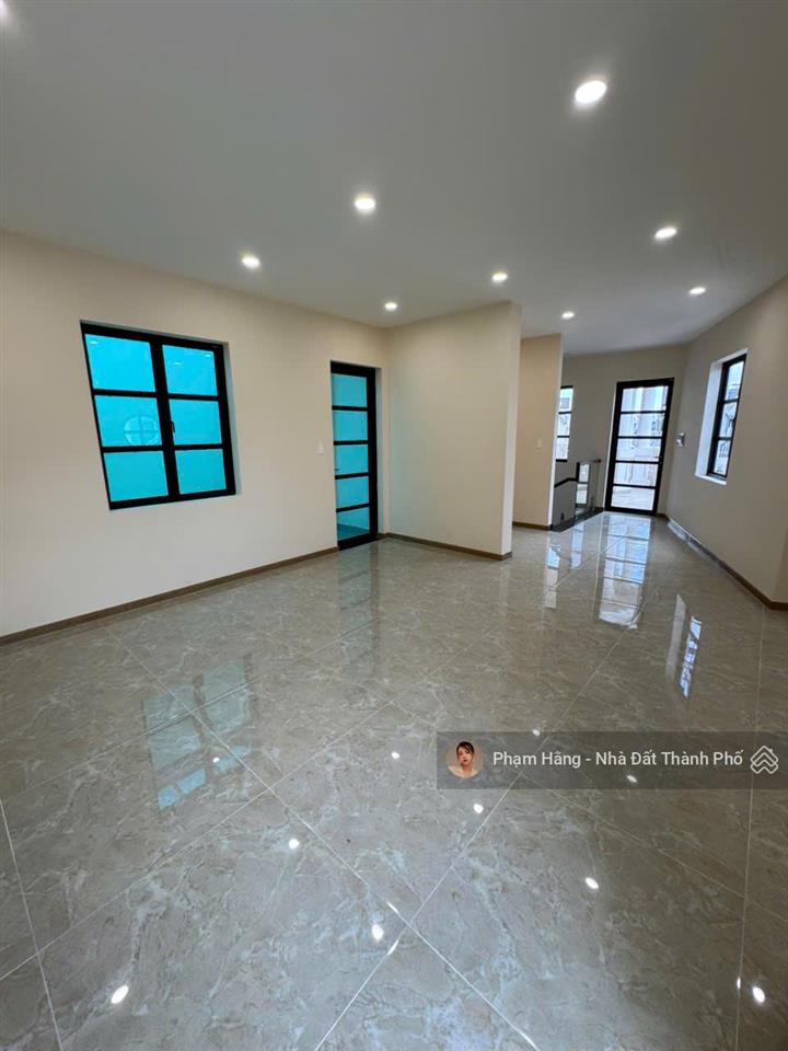 Cho thuê căn góc cityland, dt 7x20m 75tr/tháng