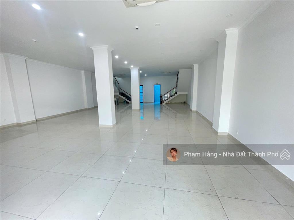 Cho thuê căn đôi cityland 10x20m