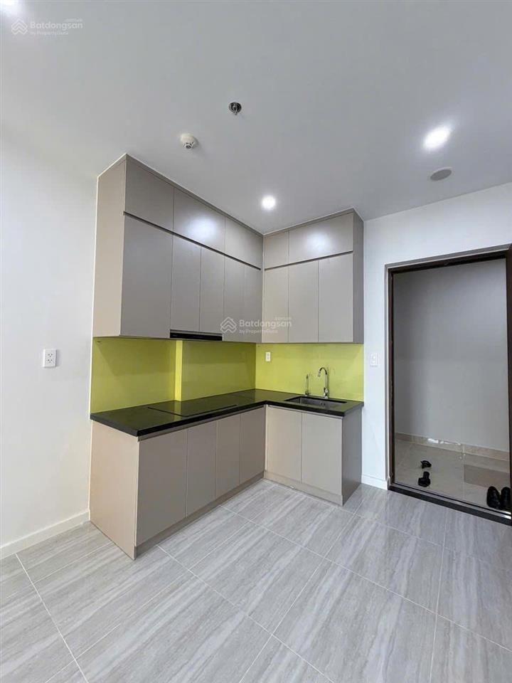 Ngộp bank cần ra gấp căn bcons city  tháp emerald có cam kết thuê 12tr/tháng, mà new 100%