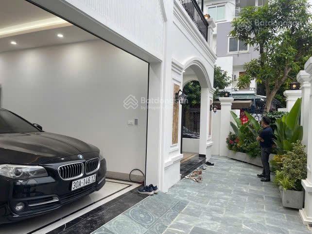Siêu phẩm lô góc đỉnh cao  biệt thự kđt văn khê  mặt tiền 26m  vỉa hè bao la 3 ô tô tránh