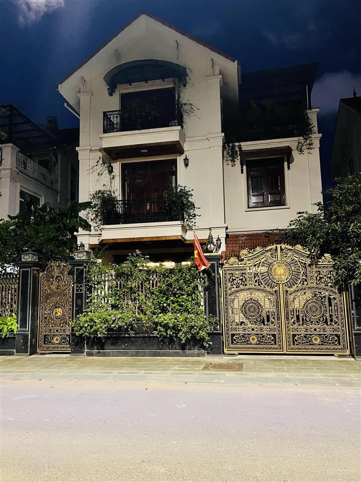 Chính chủ cần bán  biệt thự đơn lập làng việt kiều châu âu  235m2  view trực diện hồ mộ lao