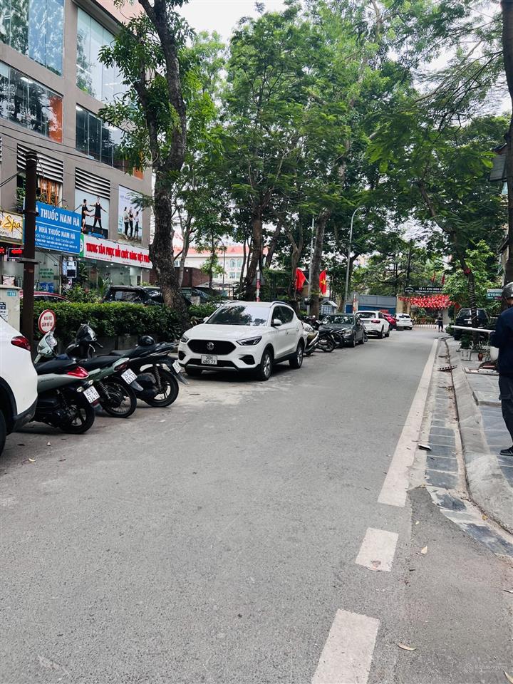 Hàng mới lên sóng  liền kề la casta văn phú 2 mặt thoáng  đường 20m ô tô đỗ đêm ngày