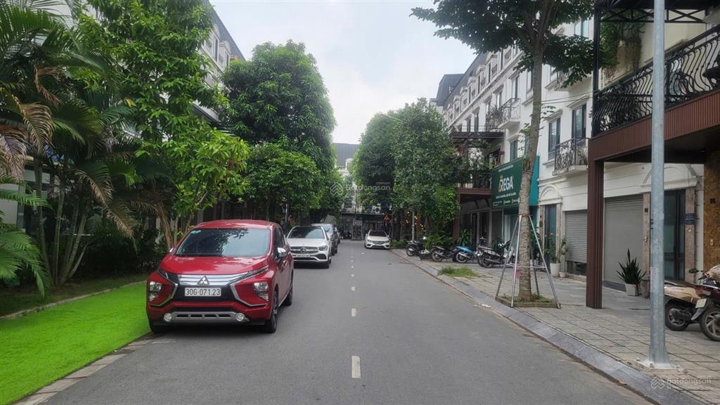 Chính chủ thiện chí muốn bán lk tt6 kđt văn quán  mặt đường nguyễn sơn hà  dt 78m