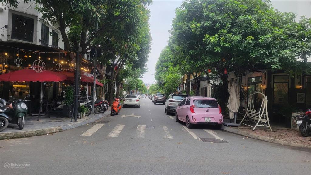 Chính chủ thiện chí muốn bán lk tt6 kđt văn quán  mặt đường nguyễn sơn hà  dt 78m