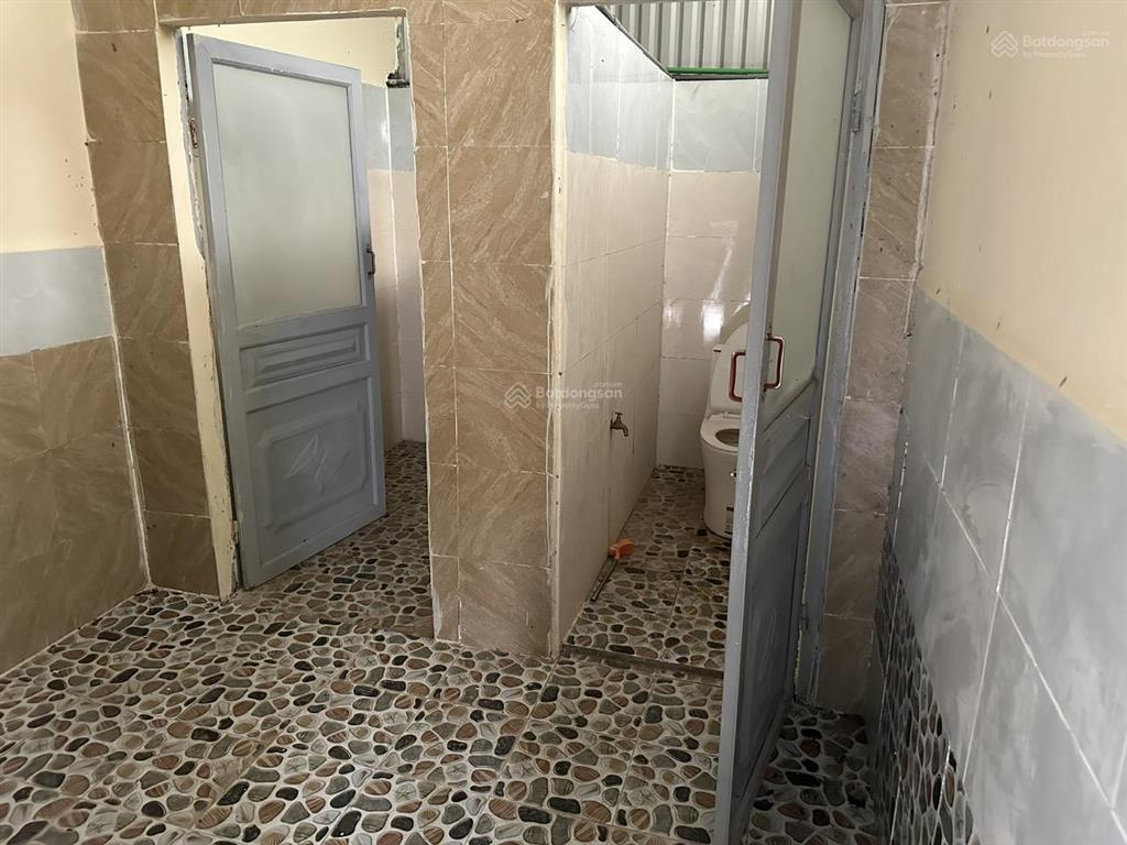 Tôi cần bán gấp đất nhà vườn (cách chợ đinh văn 2km) xã đạ đờn, lâm hà. dt 3014m2, giá 3,6tỷ